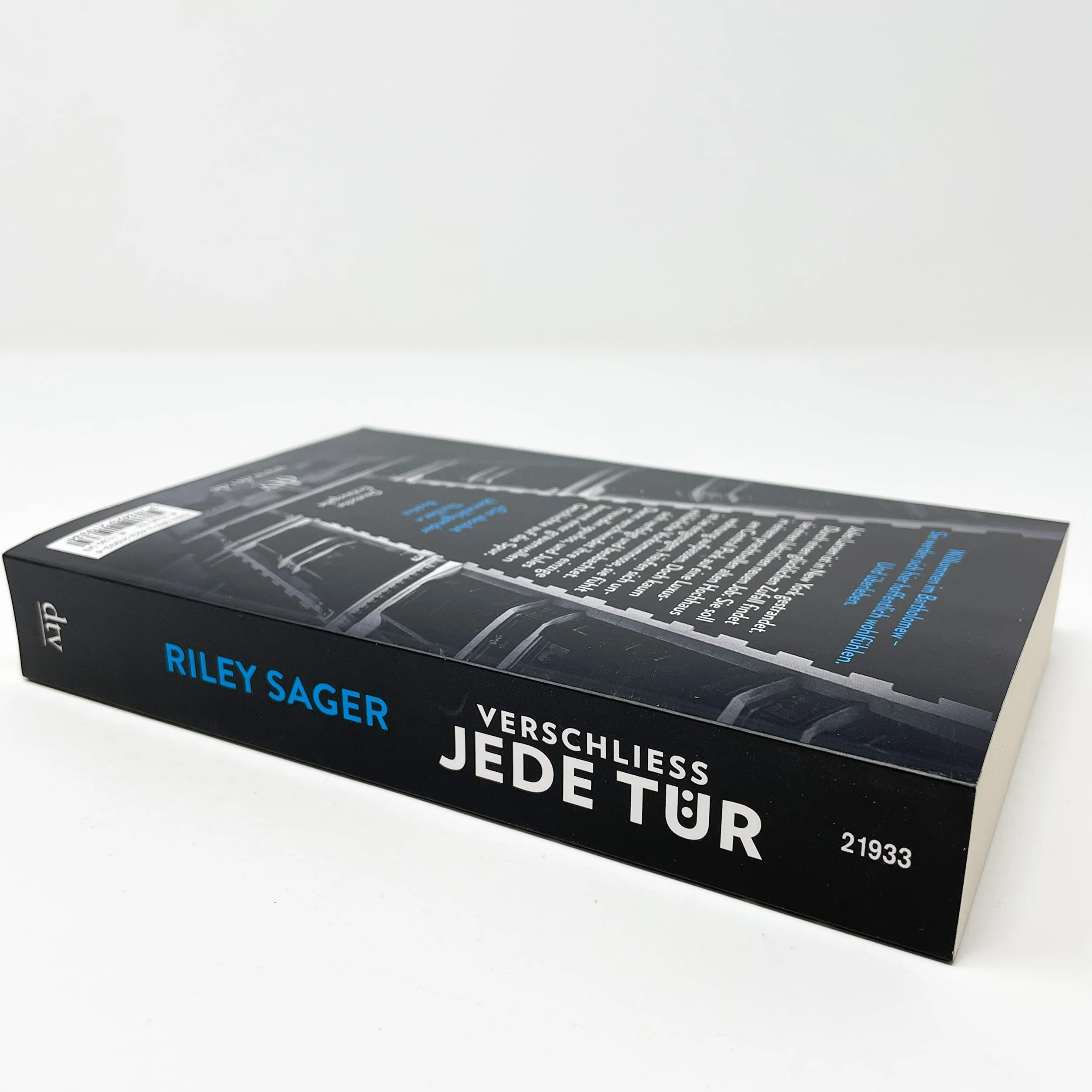 Verschließ jede Tür: Thriller