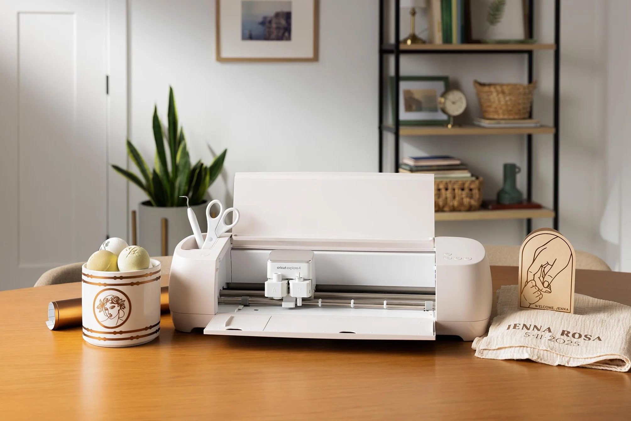 Cricut Explore 4 (wydanie ekskluzywne Amazon 2025)