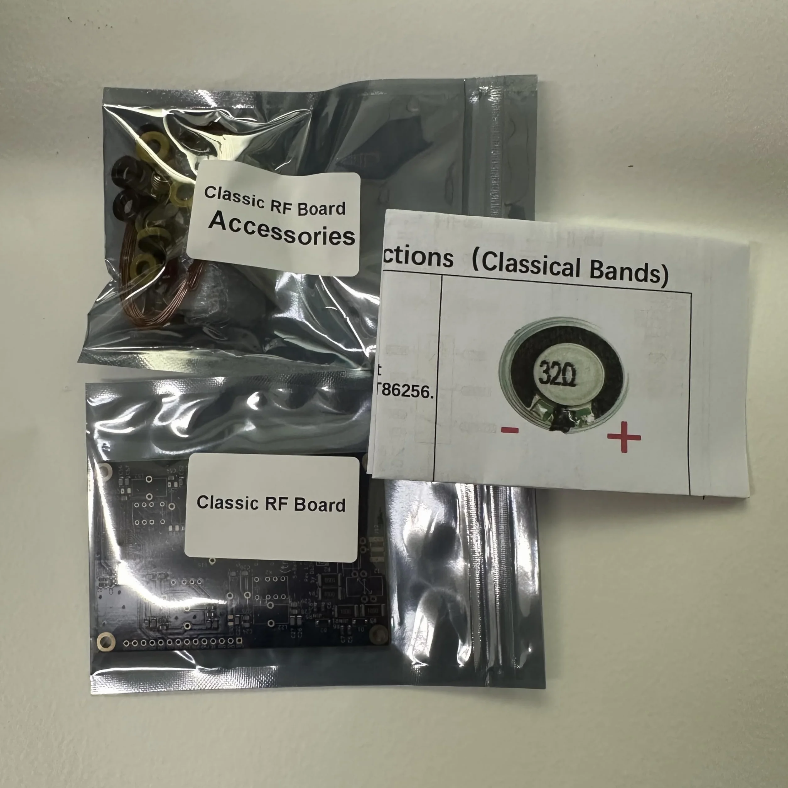 Malahit tr uSDX transceiver Classic Band RF Board Kits by PE1NNZ and DL2MAN Efficiencies in The 70-75% Region Match with ATU-100