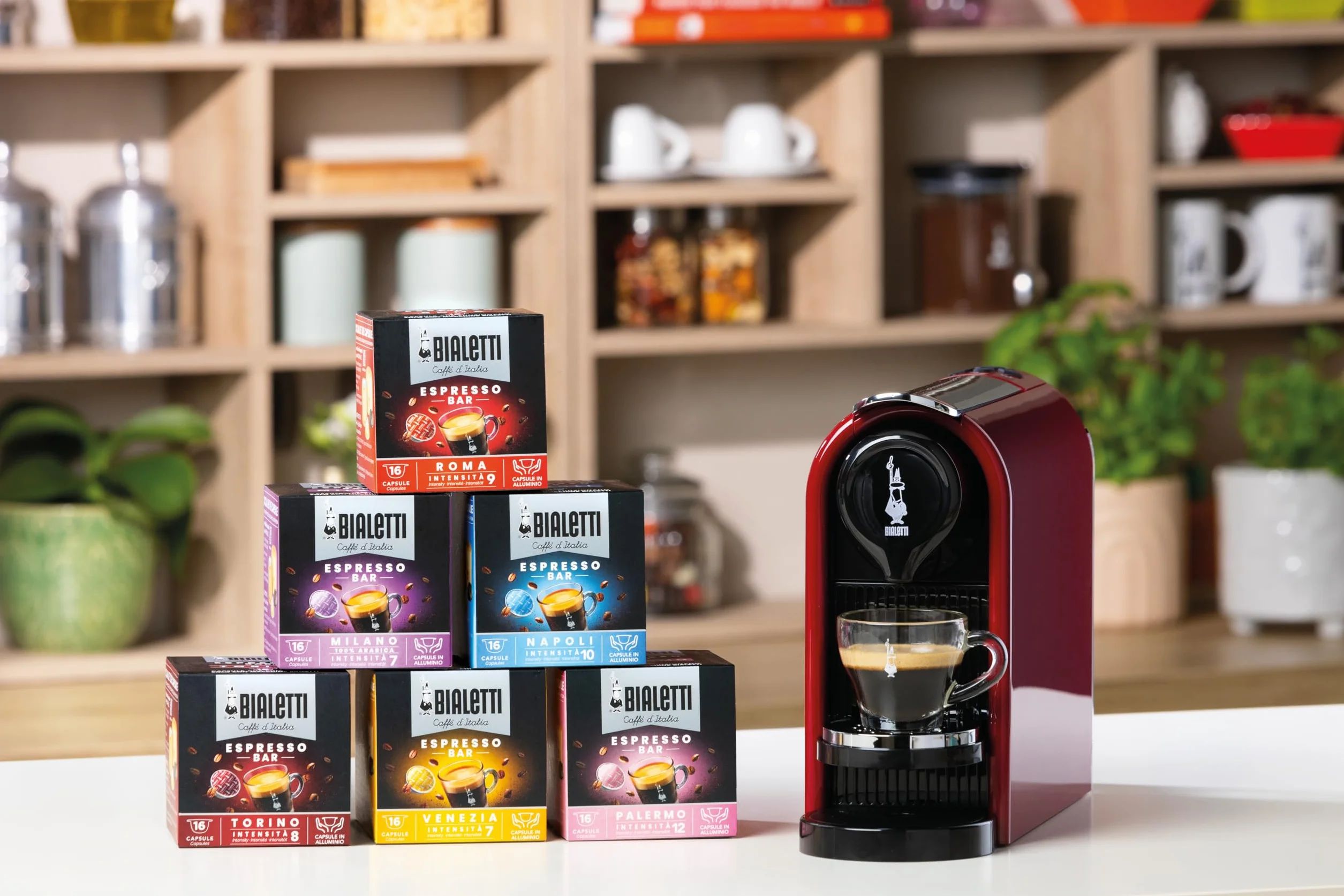 Bialetti Gioia PLUS, aluminiowa ekspres do kawy do kapsułek, zawiera 48 kapsułek, działa wyłącznie z kapsułkami, biały