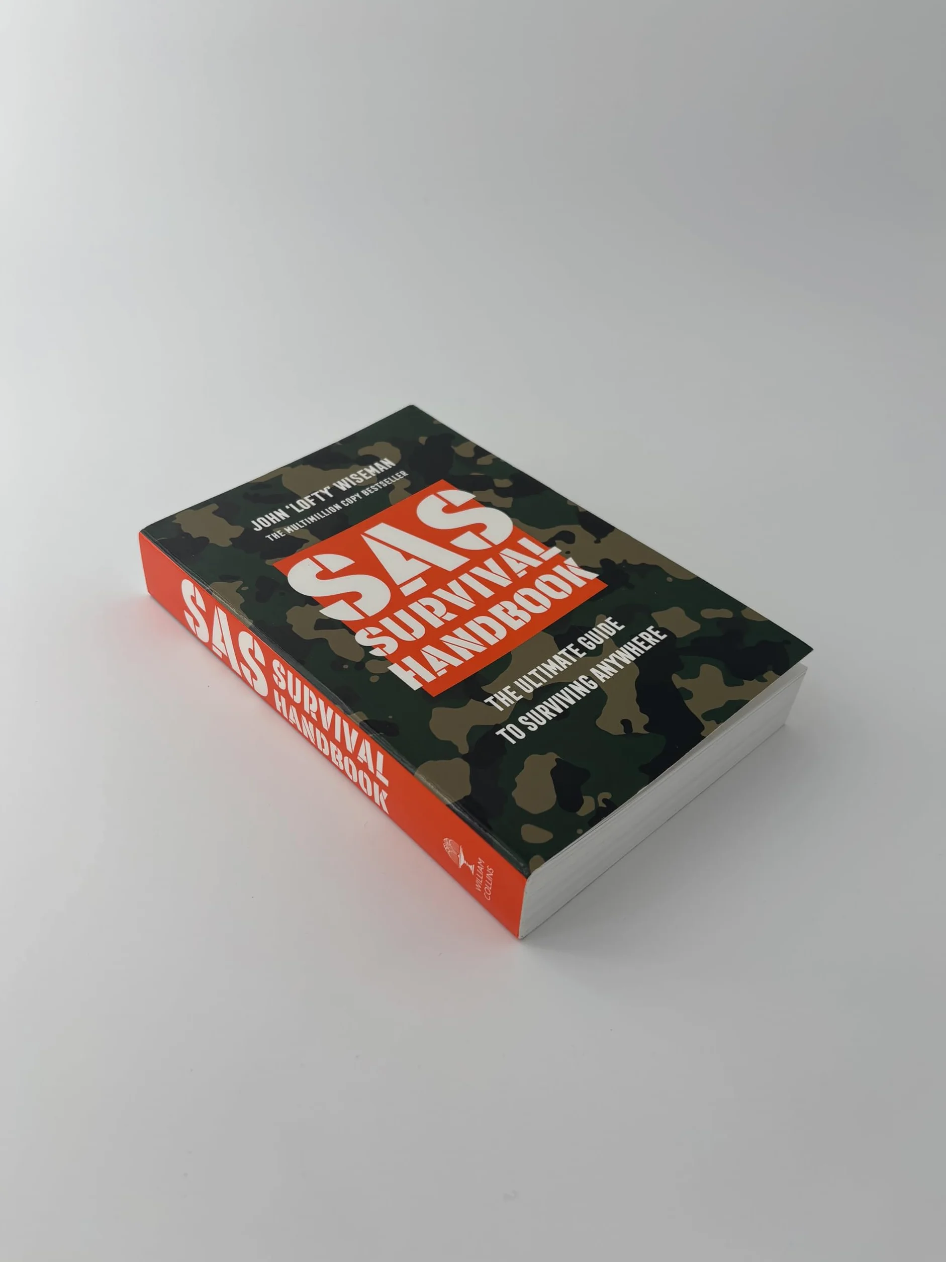 SAS Survival Guide: How to Survive in the Wild, on Land or Sea