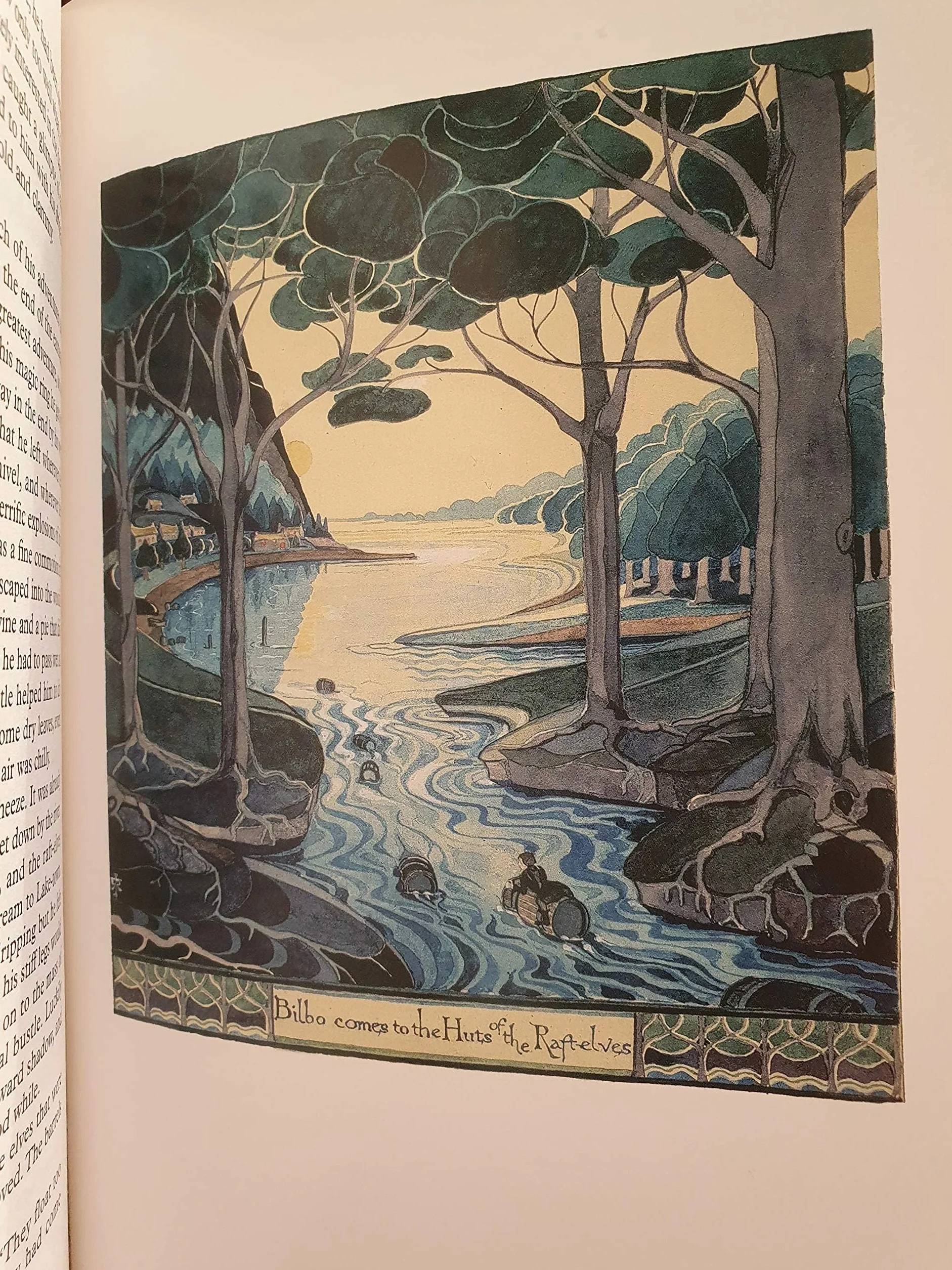 The Hobbit Classic Hardback: The Classic Bestselling Fantasy Novel