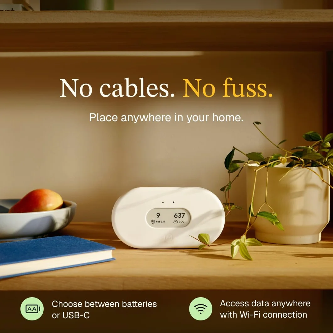 Airthings 2960 View Plus – inteligentne urządzenie pomiaru jakości powietrza i radonu (PM, radon, CO2, VOC, wilgotność, temperatura)