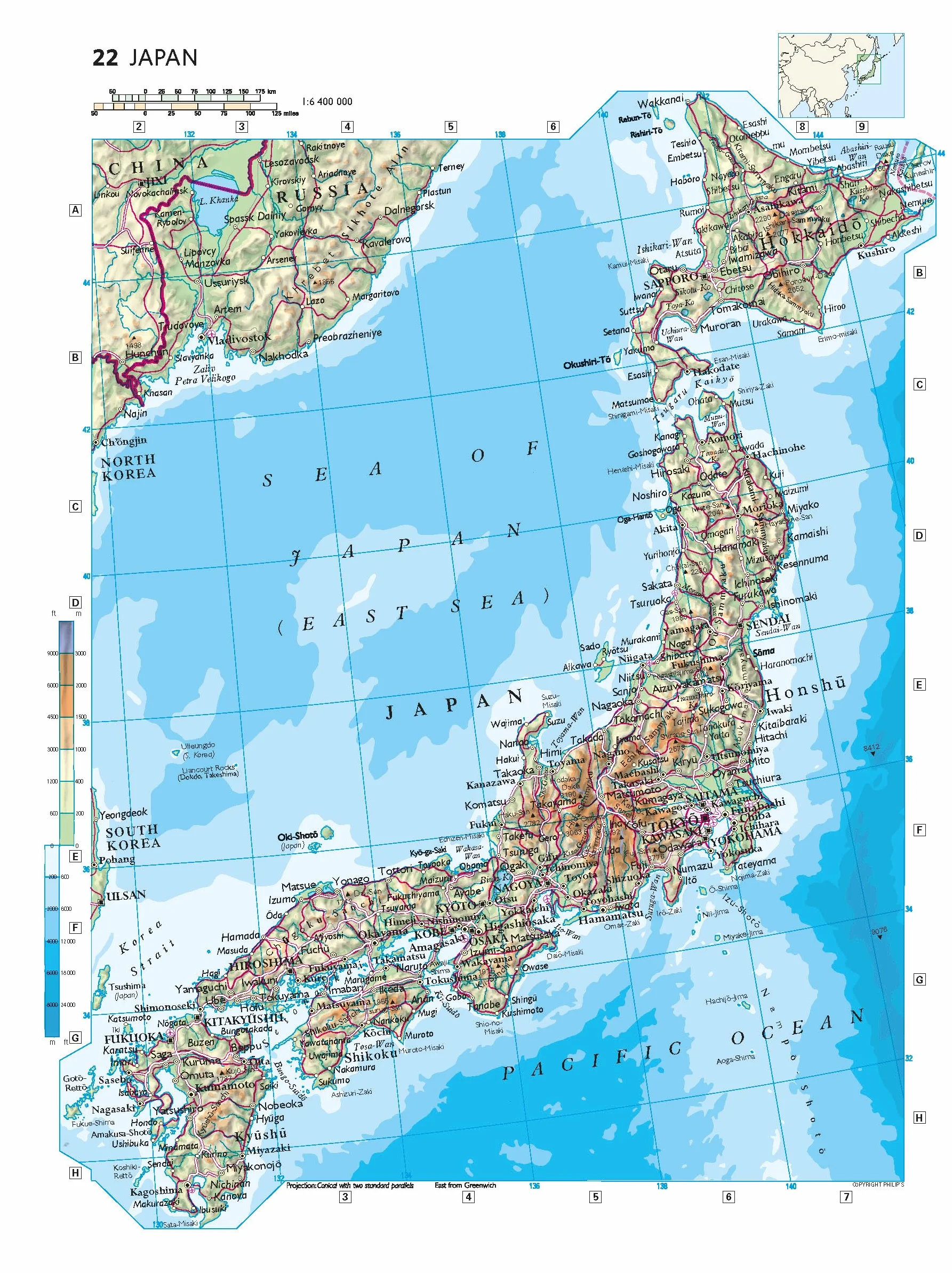 Philip's RGS World Atlas (A4): with Global Cities, Facts and Flags